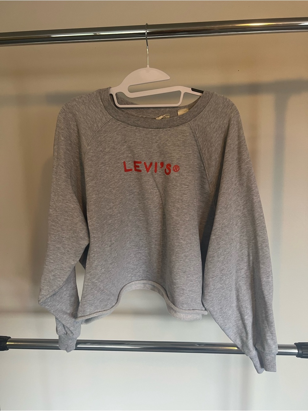 Levi's Gray Cropped Crewneck Sweatshirt with Red Logo
